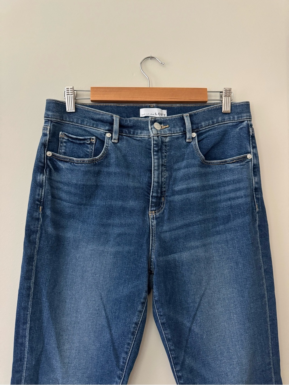 LOFT The Kick Crop Jeans 30/10 - Picture 3 of 14